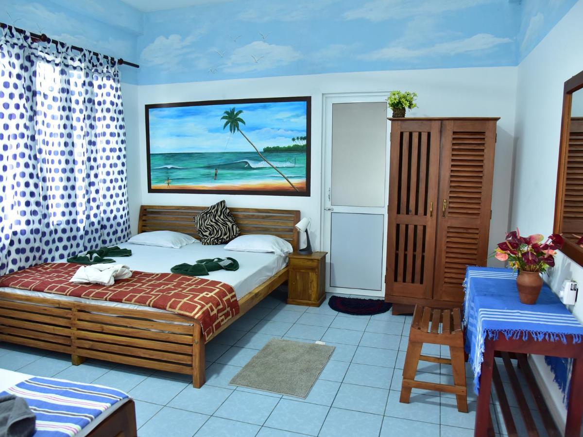 Hotel Happy Tuna Hikkaduwa Exteriör bild